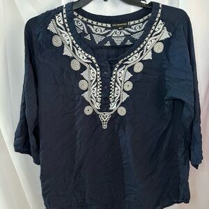 Elegant Navy Blouse with Intricate White Embroidery